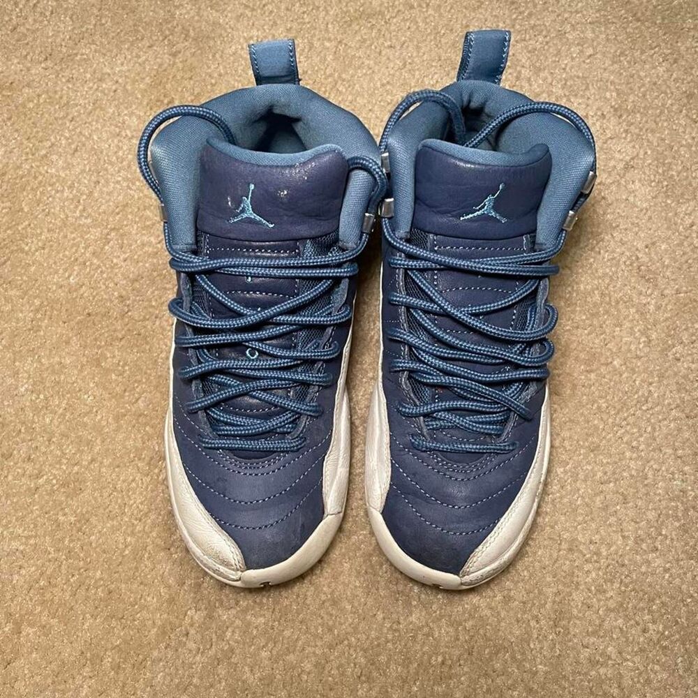 Jordan Navy and Blue Trainers